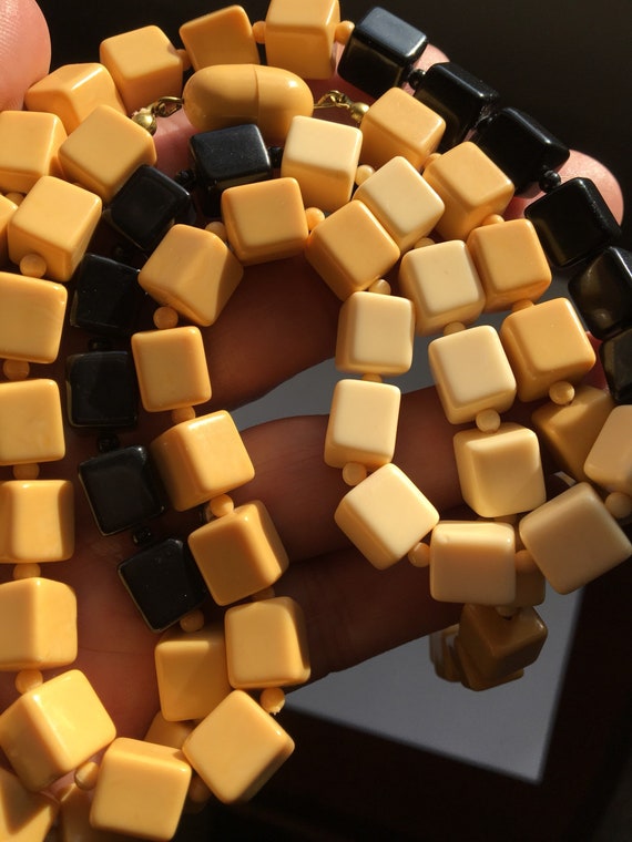 Art Deco Celluloid Long Cubic Necklace 1930s 1940s - image 5