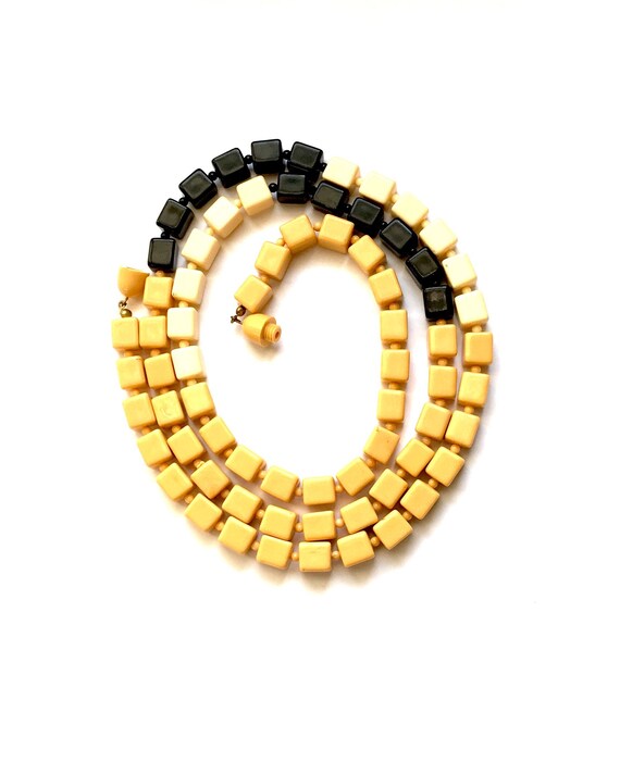 Art Deco Celluloid Long Cubic Necklace 1930s 1940s - image 7