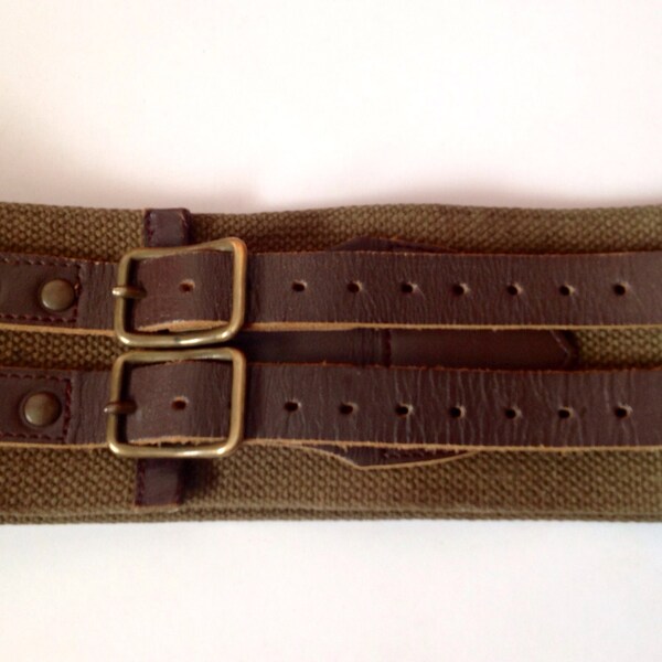 Leather and canvas belt.  Very Cool.