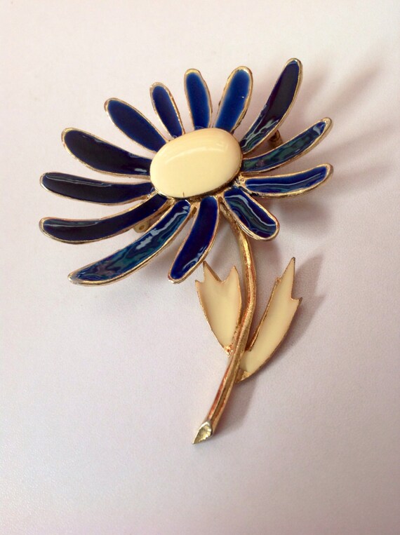 Floral Brooch, Gold Floral, Summer Brooch, Enamel… - image 3