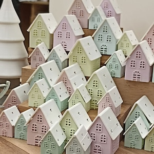 Christmas house - dollhouse miniture 1 12