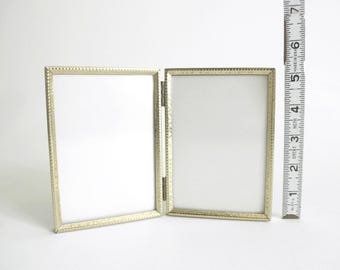 Vintage Gold Metal Folding Photo Frame: Mid-Century Modern Desk Display (3.5"x5")
