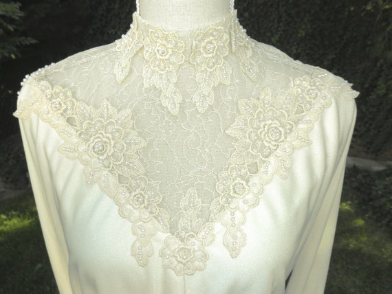 Vintage Satin Ivory Wedding Dress/ Veil Sold Sepa… - image 5