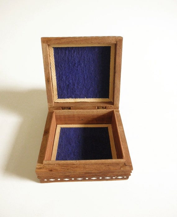 Vintage Teak Wood Jewelry Box Indian Carved Rosewood… Gem