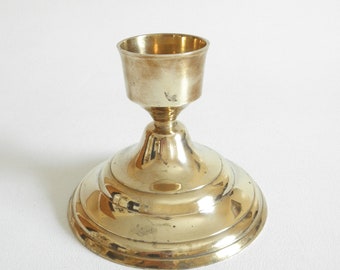 Vintage Brass Candlestick Holder: Round Base, Shiny Gold Finish