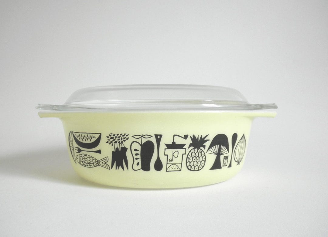 Vintage Pyrex Yellow & Black Mod Kitchen 1.5 Quart Oval Casserole W ...