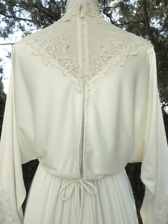 Vintage Satin Ivory Wedding Dress/ Veil Sold Sepa… - image 6