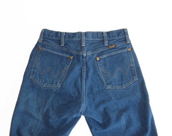 Vintage 90's Wrangler Jeans- Waist 32" Cowboy Slim Bootcut Blue Jeans