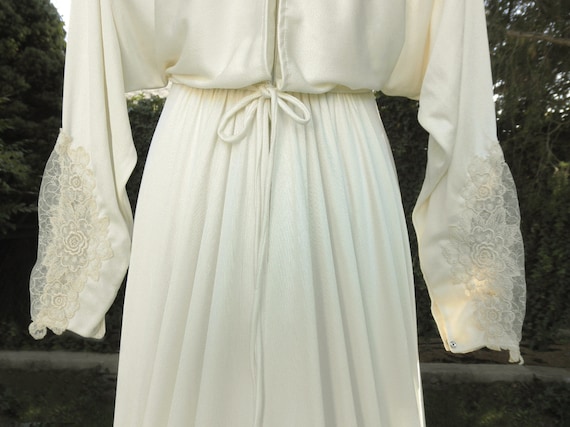 Vintage Satin Ivory Wedding Dress/ Veil Sold Sepa… - image 7