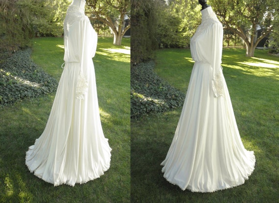 Vintage Satin Ivory Wedding Dress/ Veil Sold Sepa… - image 2