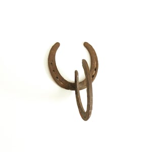 Rustic Horseshoe Wall Hook- Upcycled Double Horseshoe Coat Hook- Country Farmhouse Wall Decor