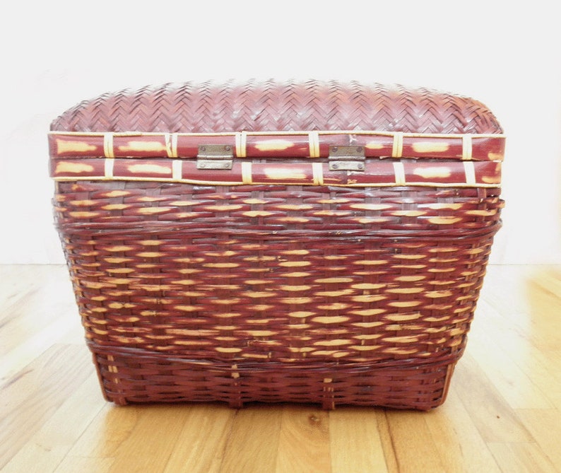 Vintage Wicker Laundry Hamper Basket Beautiful Mahogany Red Etsy
