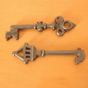 Vintage Keys - Basic Designer Dies, Dmcd5368