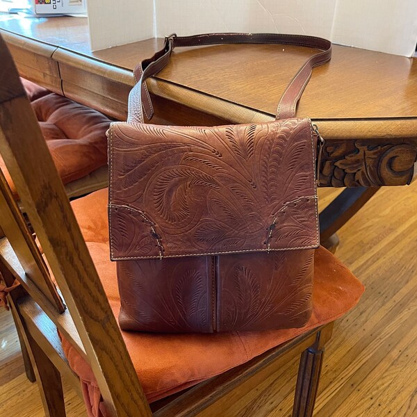 Boho Tooled Leather Bag. Brown Shoulder or Crossbody Bag with Saddlebag front flap and magnetic closure. Well used vintage with "the look".