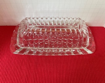 Mikasa Covered Butter Dish. Vintage Royal Suite, clear glass with beveled sides, curved corners. Elegant table decor. Perfect and lovely.