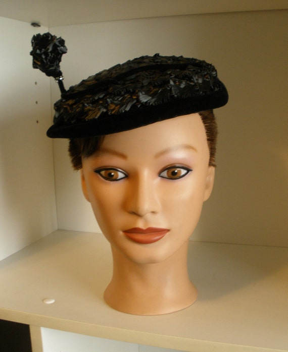 Vintage Black Straw Hat,1950s "saucer hat", velvet