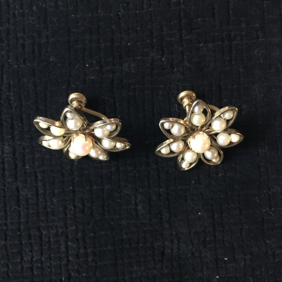Vintage Faux Pearl Earrings, Star or Flower-shape… - image 5