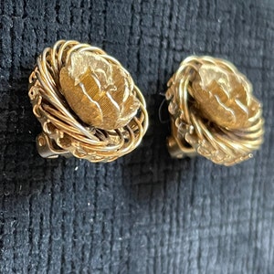 Florenza Gold Rose Earrings, Vintage 1960s. Elegant, Clip Back Earrings framed with scrollwork. 3/4 in diam. Valentine. Gift Box incl. image 2