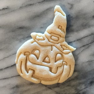 Jack o lantern pumpkin with witches hat Cookie Cutter