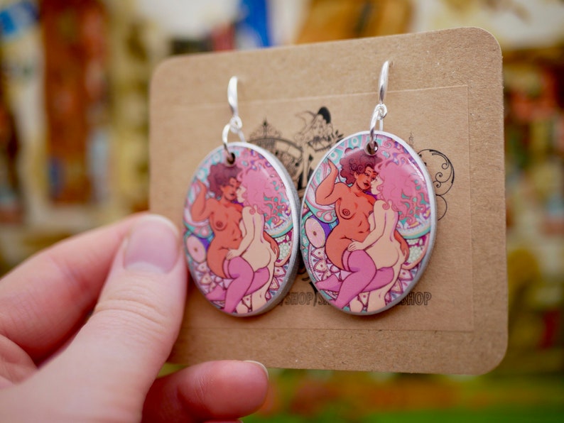 Sapphic Lovers Tarot Earrings image 8