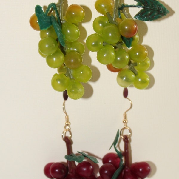 You Choose Realistic Large Grapes Earrings Hypoallergenic Earring Hooks Foodie Gift Food Novelty Dangle Drop Red Green Wine Lover Gift