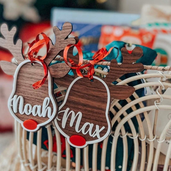 Personalised Reindeer Wooden Christmas Table Place Card | Gift Tag | Christmas Stocking Tag with Acrylic Name | Wood & Matte White Acrylic