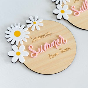 Personalised Daisy Wooden Birth Plaque with Custom Baby Name - Birth Announcement, Nursery Decor, New Baby Gift, Baby Girl Arrival Sign