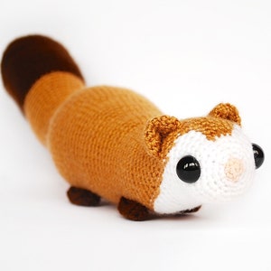 Amigurumi pattern: huggable ferret. Crochet pattern to make a cute and fuzzy ferret plush. Kawaii ferret toy pattern PDF in SPANISH image 4