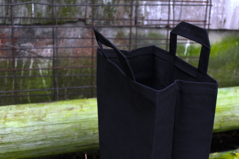 The Market Bag // Black WAXED Canvas Reusable Shopping Bag with handles, eco-friendly and stylish image 4