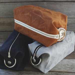 The Jack Dopp Kit TRIO // Waxed Canvas Expandable Dopp Kits / Travel Bags / Toiletry Bag/ Cosmetics Pouches with Pocketed Linings image 4