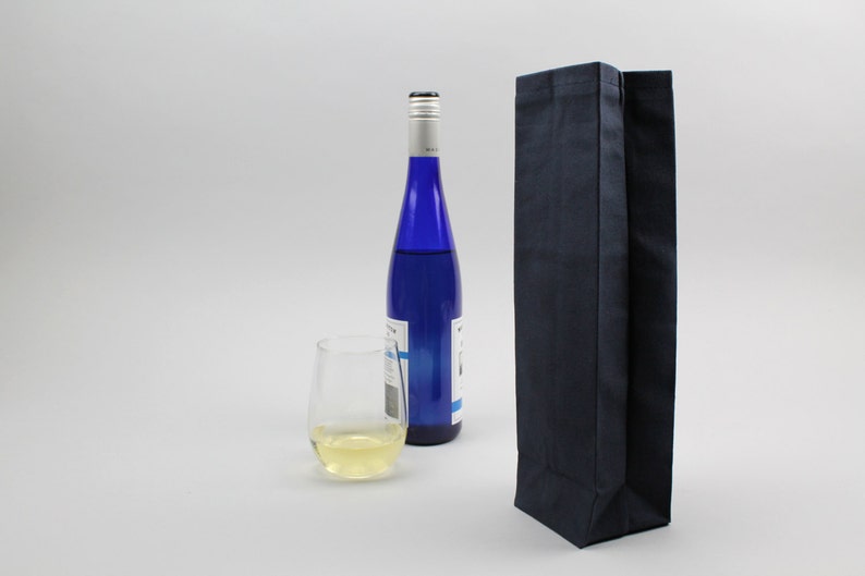 The Connor Wine Bag // Navy Waxed Canvas Wine Tote image 2