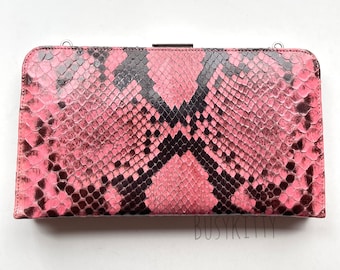 Very Rare NWOT Vintage Coach Fuchsia Snakeskin Python Clutch