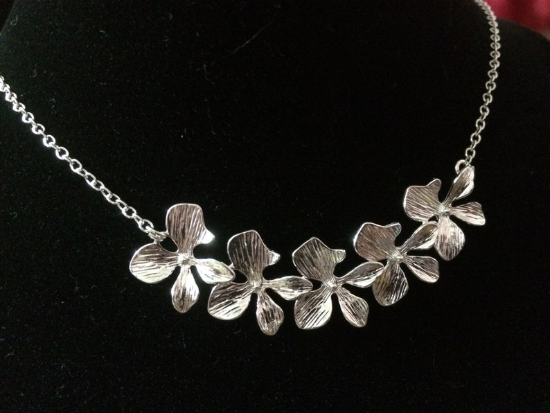 orchid jewelry,orchid with pearl lariat necklace,bridal jewelry,bridesmaid gift, Beautiful orchid flower necklace and earring set