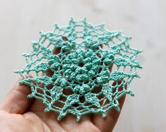 Small crochet doily Kyrsten