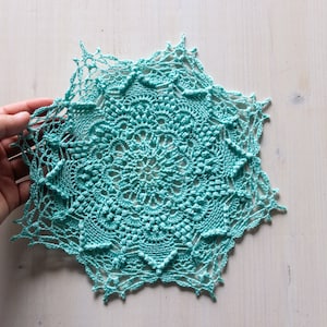 Teal Crochet Doily: Handmade Cotton Lace, Shabby Chic Decor (27cm)