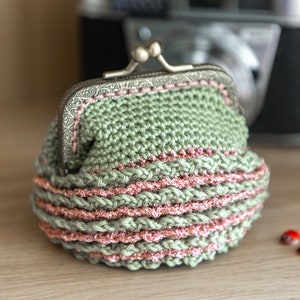 PDF Patreon crochet coin purse pattern