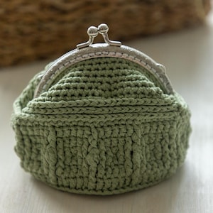 Grüne gehäkelte Geldbörse, Metallrahmen 10 cm, gehäkelte Handtasche, Tasche, Münzhalter, Vintage-Tasche, Vintage Geldbörse, Vintage Geschenk, Accessoires