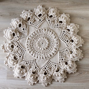 Vintage style crochet carpet, 90 cm image 2