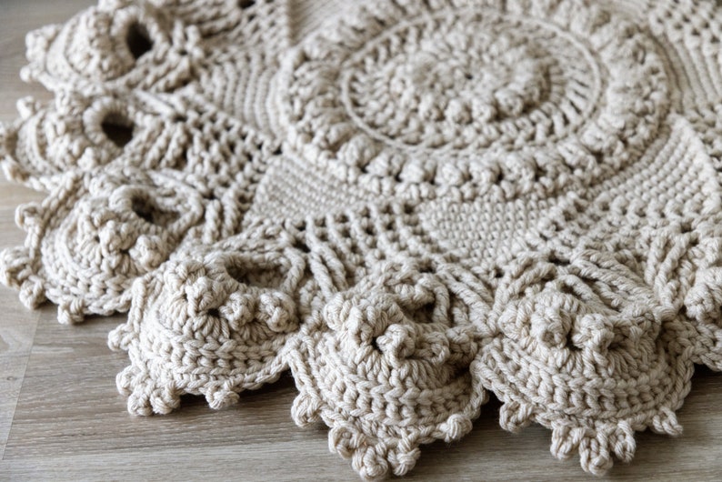 Vintage style crochet carpet, 90 cm image 6