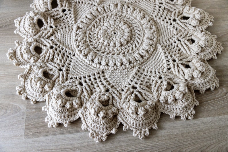 Vintage style crochet carpet, 90 cm image 9