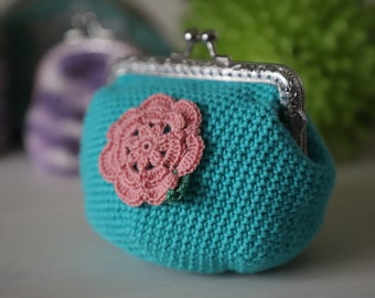 Crochet coin purse with a flower, silver frame, designed by gull808, handmade, gift, for her, handbag, crocheted bag, homemade, vintage bag