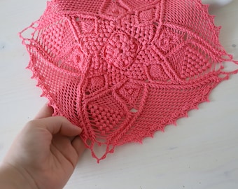 Tapete de ganchillo rosa: mantel de encaje de algodón texturizado (25 x 25 cm)