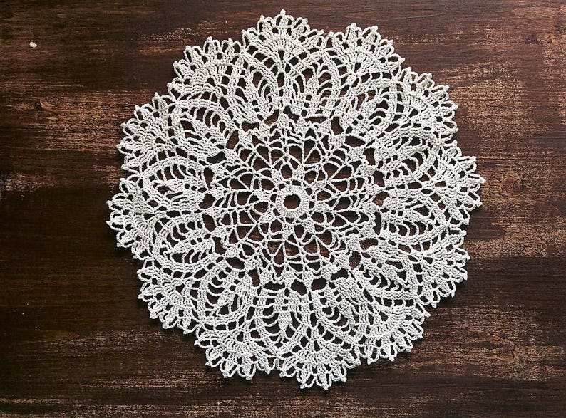 White crochet doily 10, 25 cm image 1
