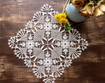 Vintage Filet Crochet Lace Doily - Set of 2 White Square Doilies