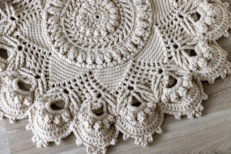 Vintage style crochet carpet, 90 cm image 4