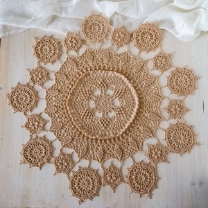Vintage beige doily, 57 cm