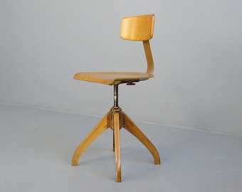 Ama Elastik Factory Chair, circa jaren 1930
