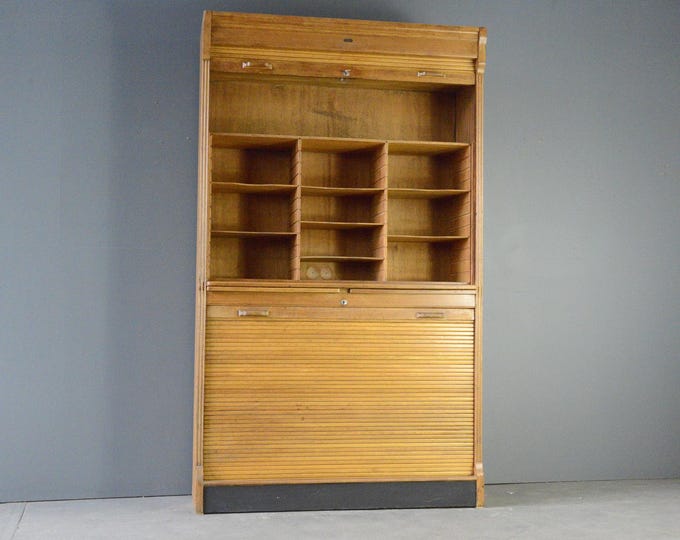 Soennecken Tambour Fronted Bookcase Circa 1920s
