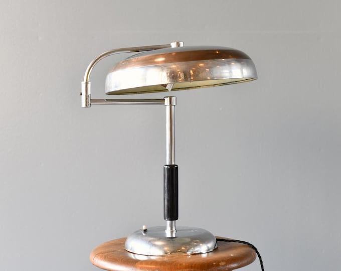 Italian Art Deco Lamp Circa 1930s