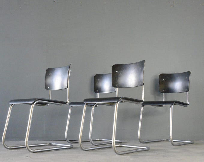 Bauhaus Cantilever Chairs By Pohlschröder Circa 1930s